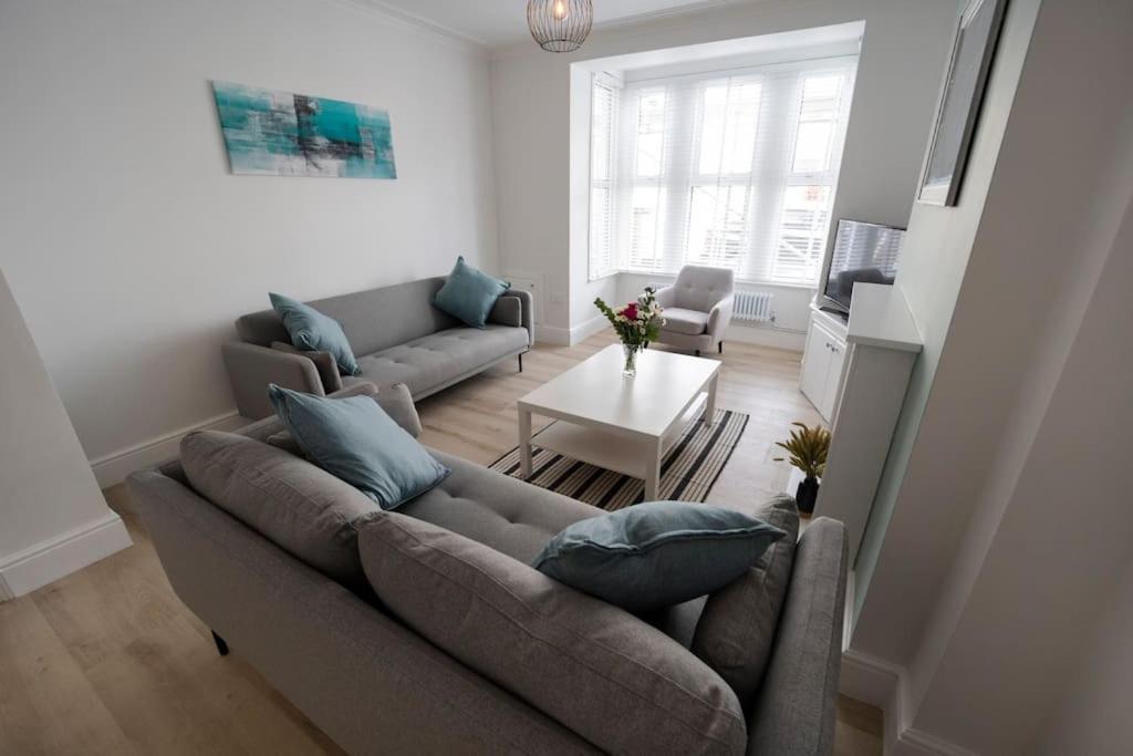 Spacious Holiday Home In Porthcawl Exterior foto